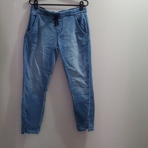Levi's Light Blue Jogger-Style Jeans